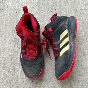 adidas Unisex-Child Cross Em Up 5 Wide Basketball Shoe size 7